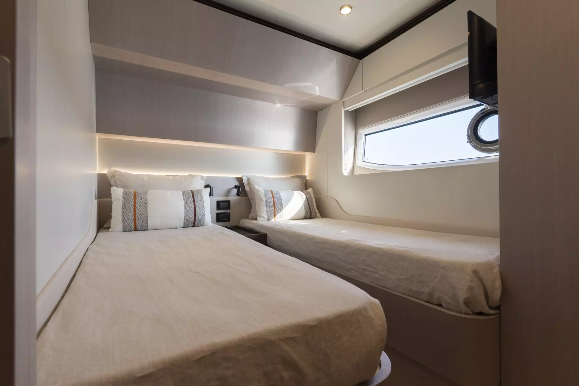 33-FELICITA-twin-cabin_.jpg