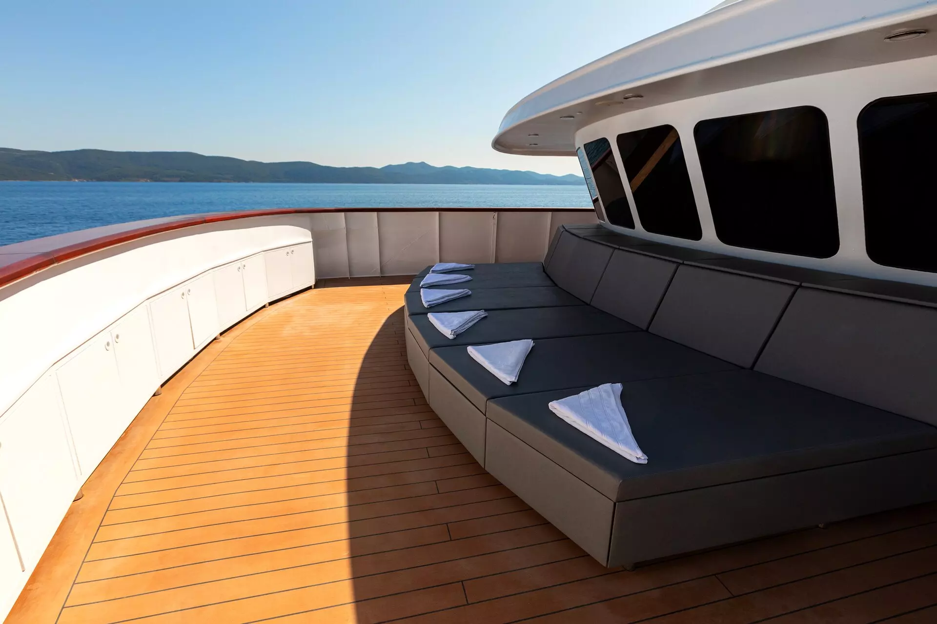 25. YOLO Lounge area - Sun deck Bow.jpg