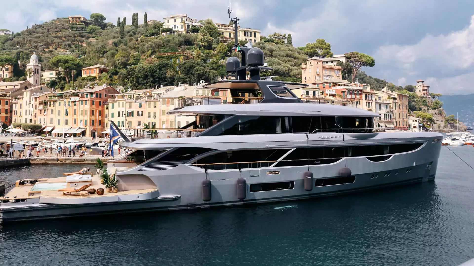 On Board the Benetti Oasis 40M: The Yacht Changer