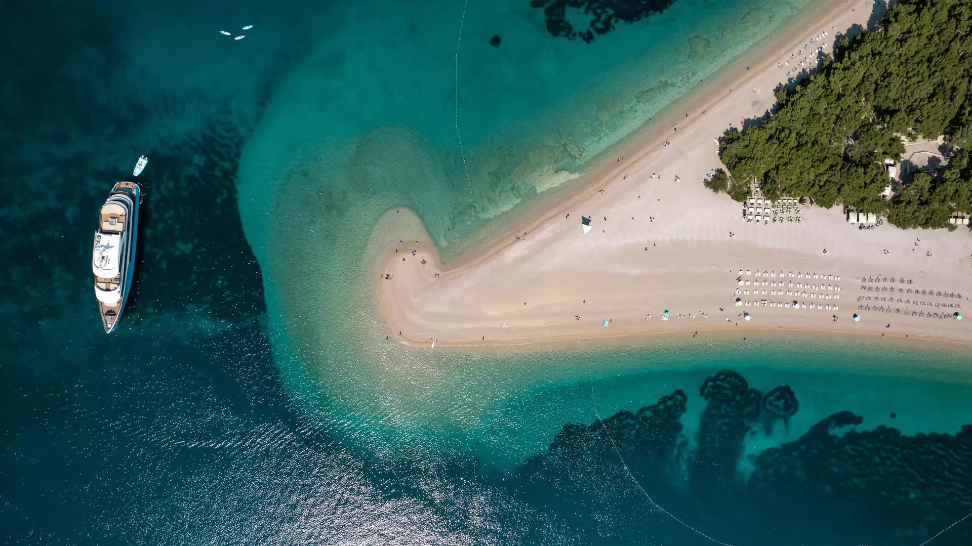 01 - Exterior (21).jpg