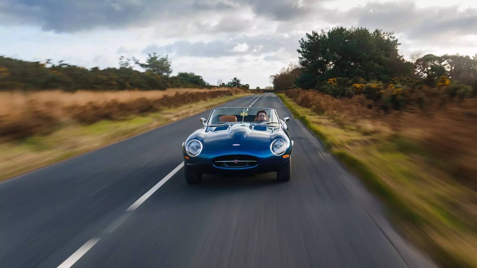 Welcome to the World of Restomods: Timeless Beauty, Modern Power