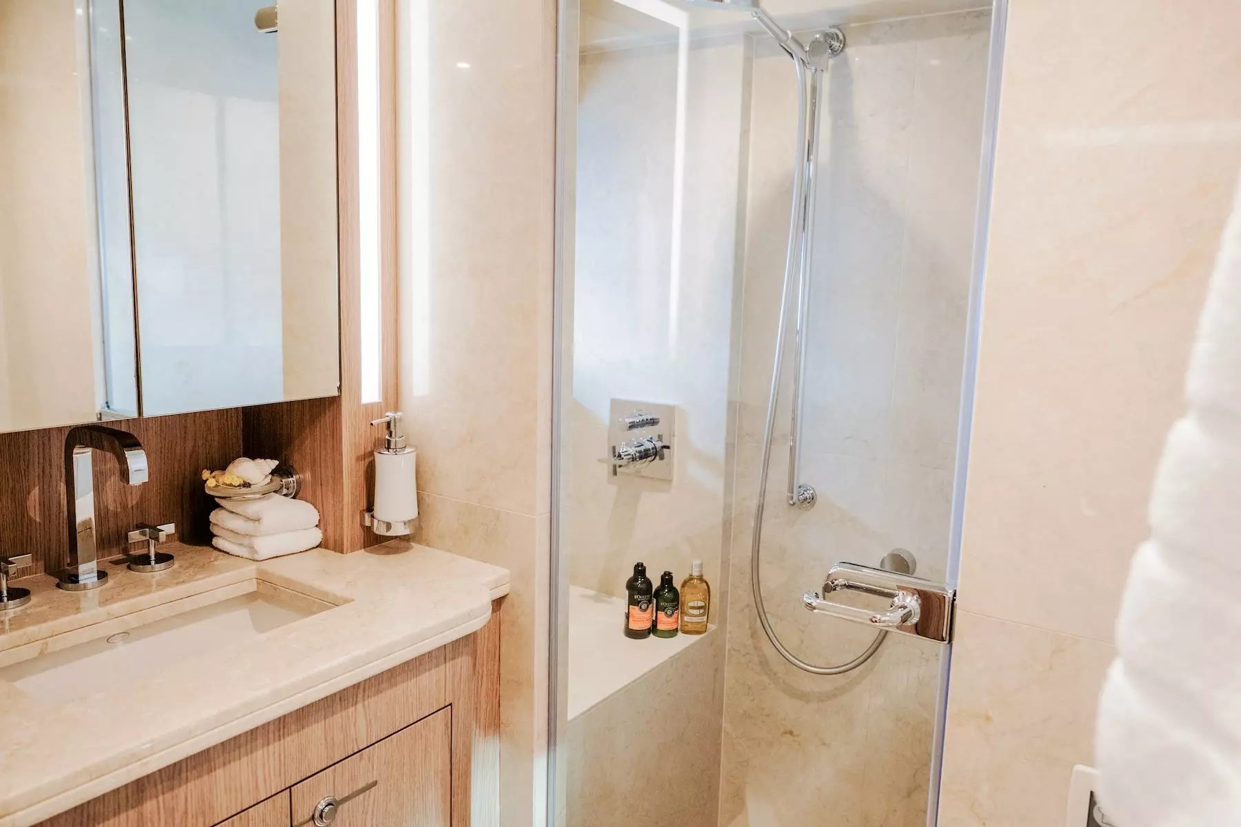 33-Dream-bathroom_.jpg