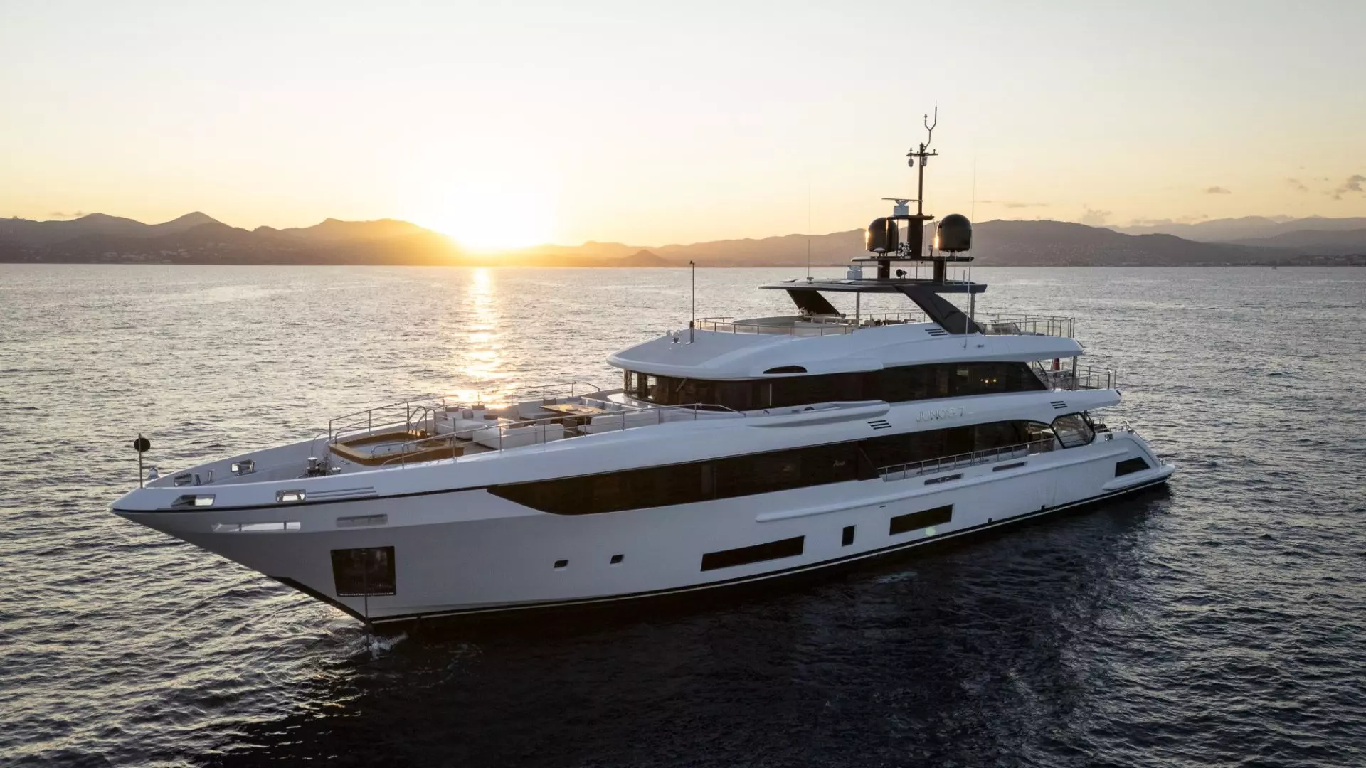Experience M/Y Juno’s 7: Benetti’s Class 44M Fiberglass Flagship