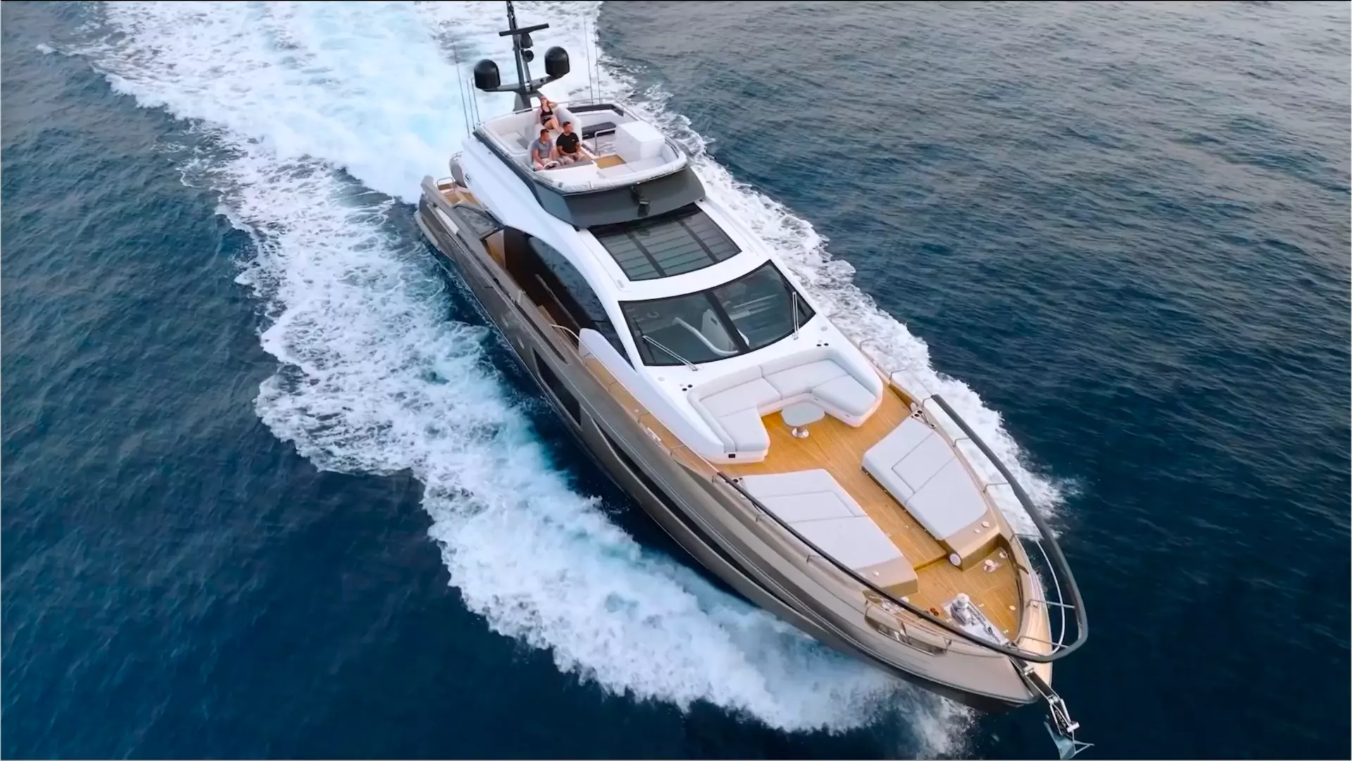 Luxury Yachts