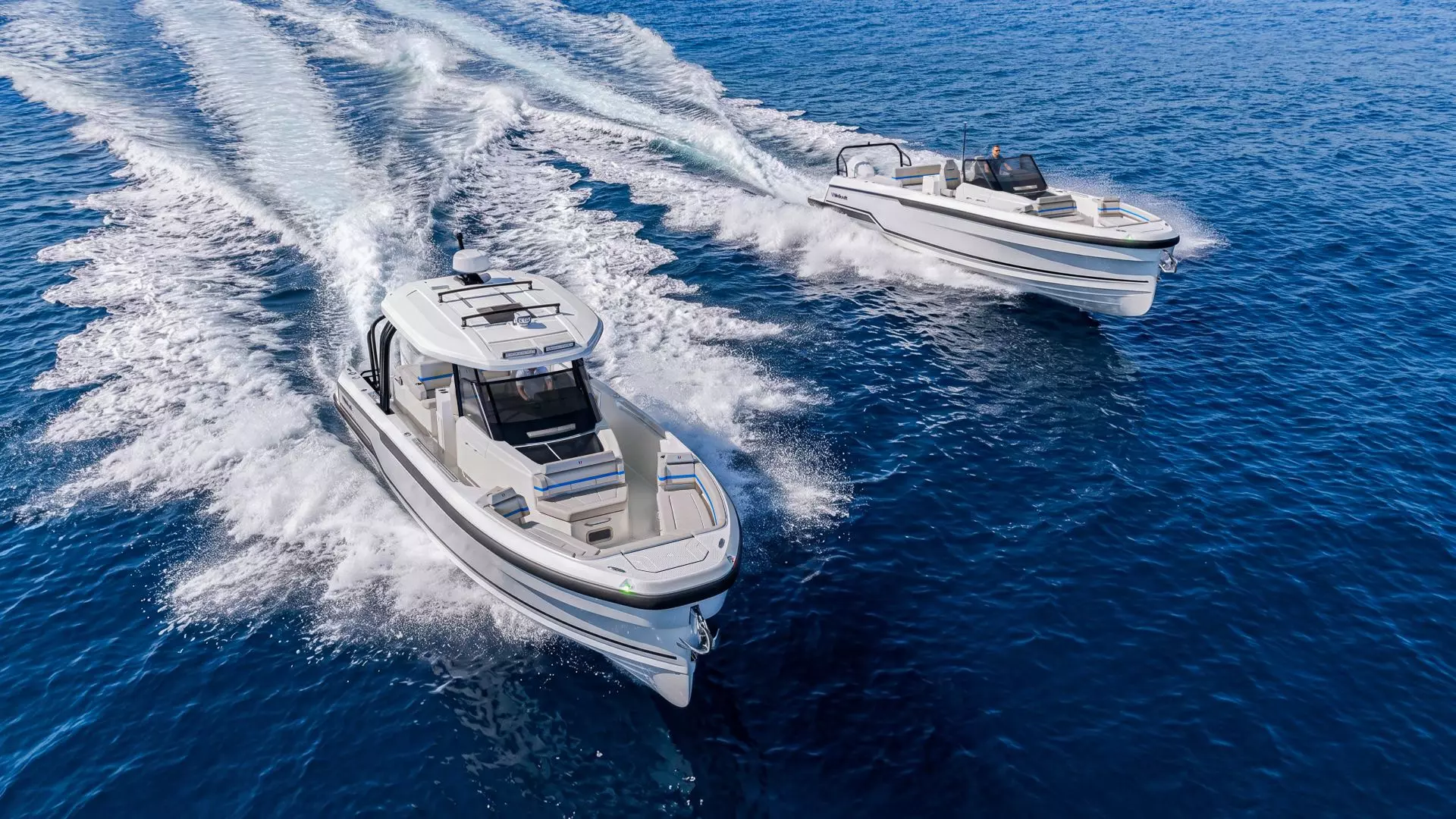 Wellcraft presenta los nuevos modelos 33 T-Top y Speedster