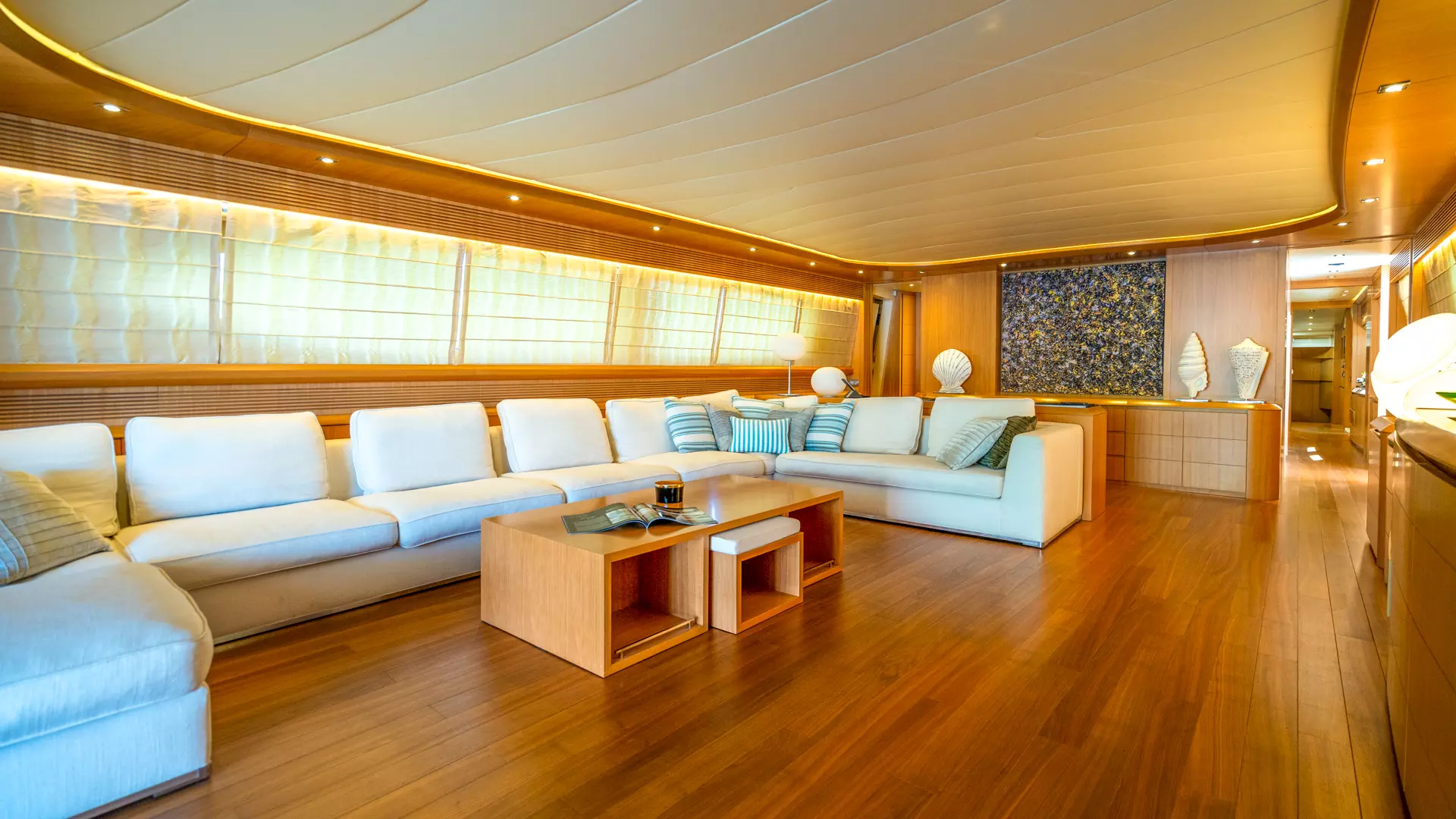 11-Cynthia-salon-side-view_.jpg