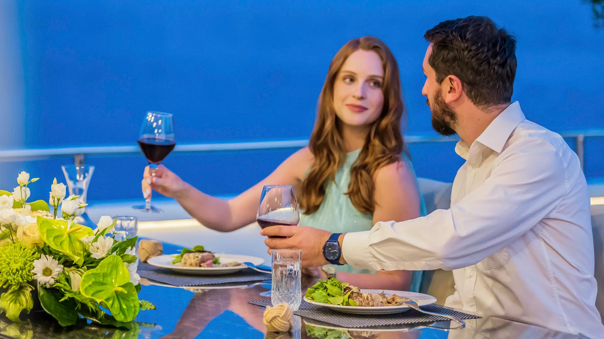 16-Apna-dining-detail _.jpg