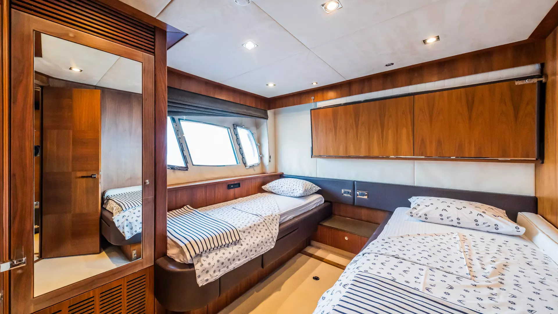 30-The-best-way-Twin-cabin-full-view.JPG