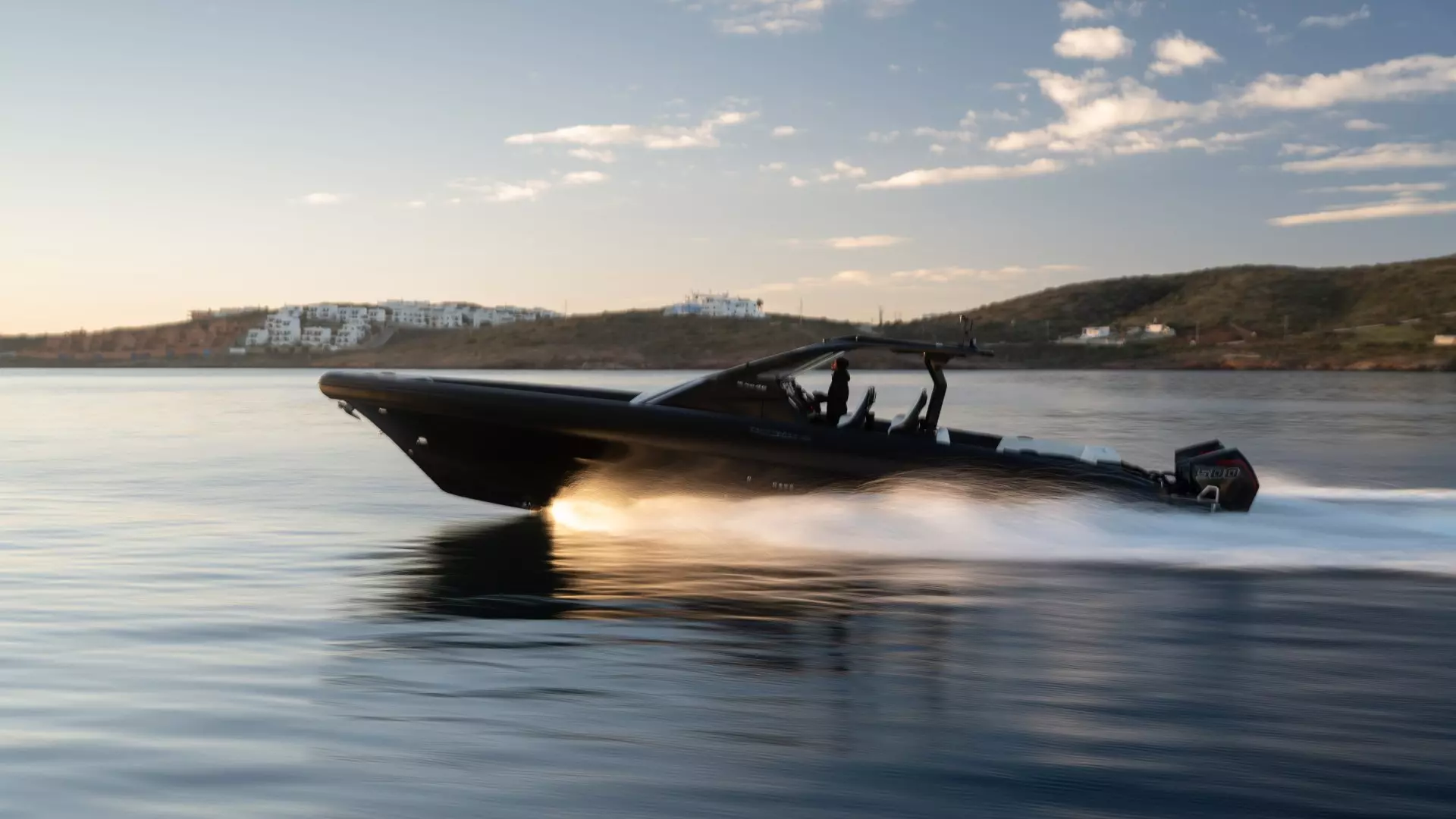 Mennyacht Group Unveils World Premiere of Technohull Alpha 45 at Internautica 2026