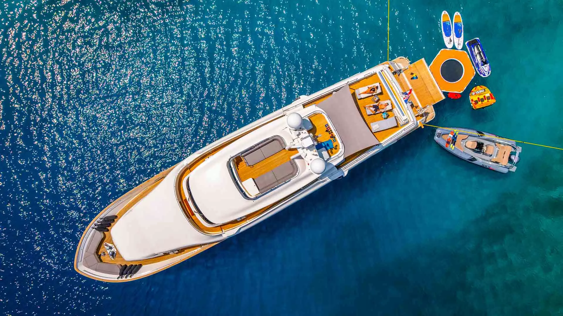 06-Klobuk-anchored-in-blue_.jpg