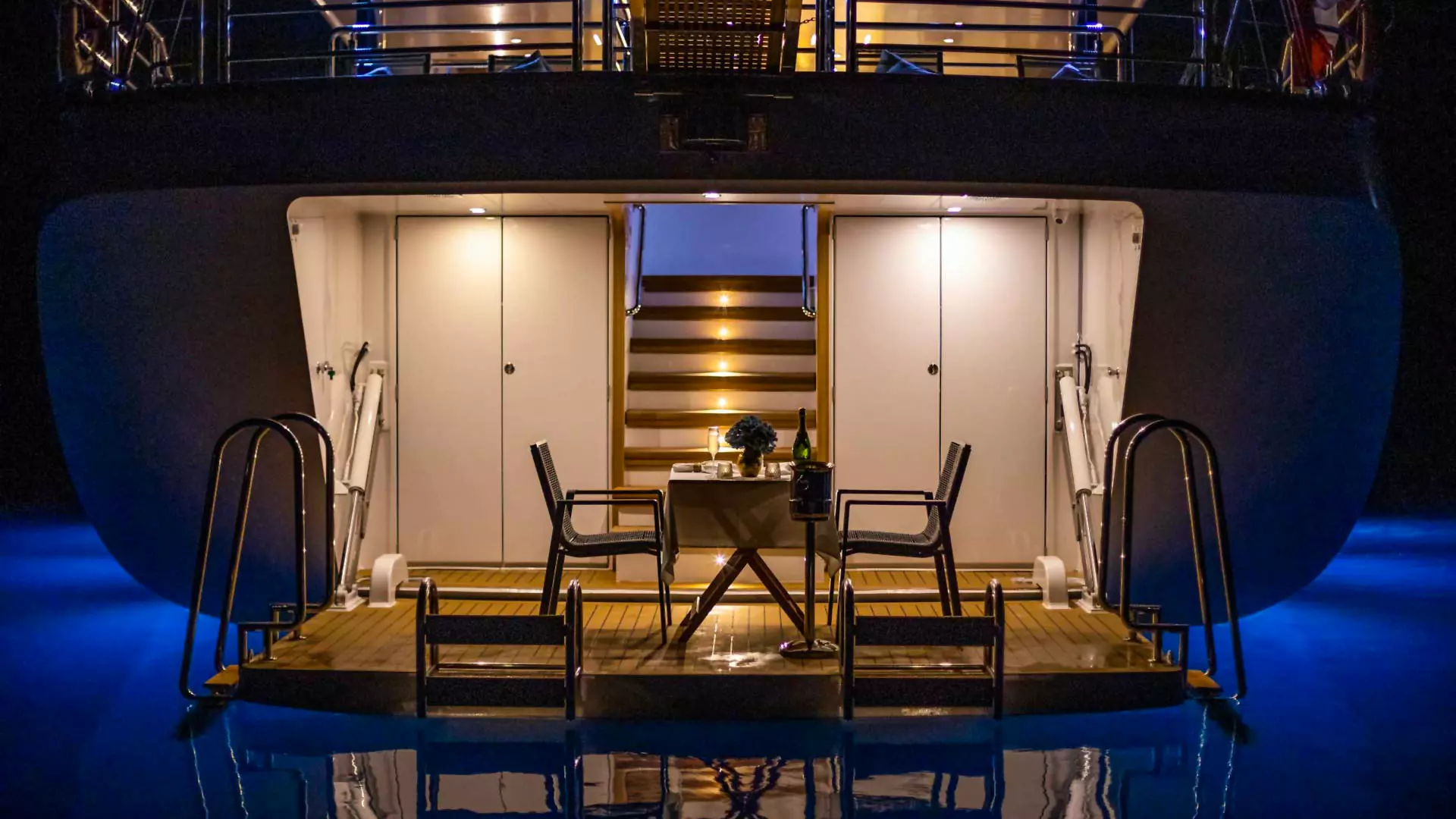 13-Love-story-swimming-platform.jpg