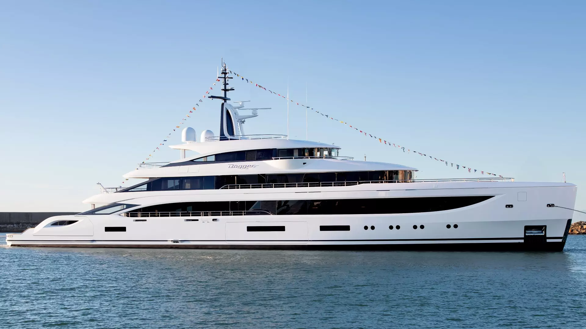 Benetti Debuts First Hybrid Powered B.Now 67M Superyachts