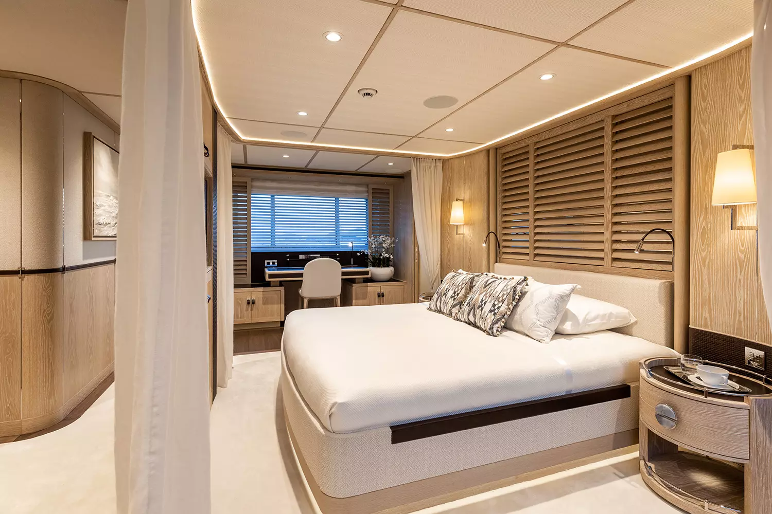 43 CALYPSO_VIP cabin3.jpg