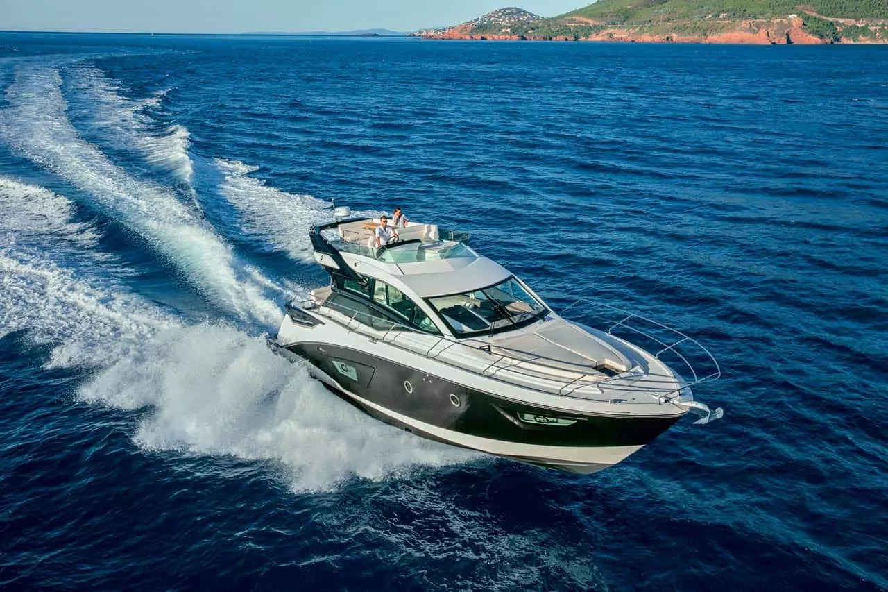 Beneteau 50 Gran Turismo Sportfly Review