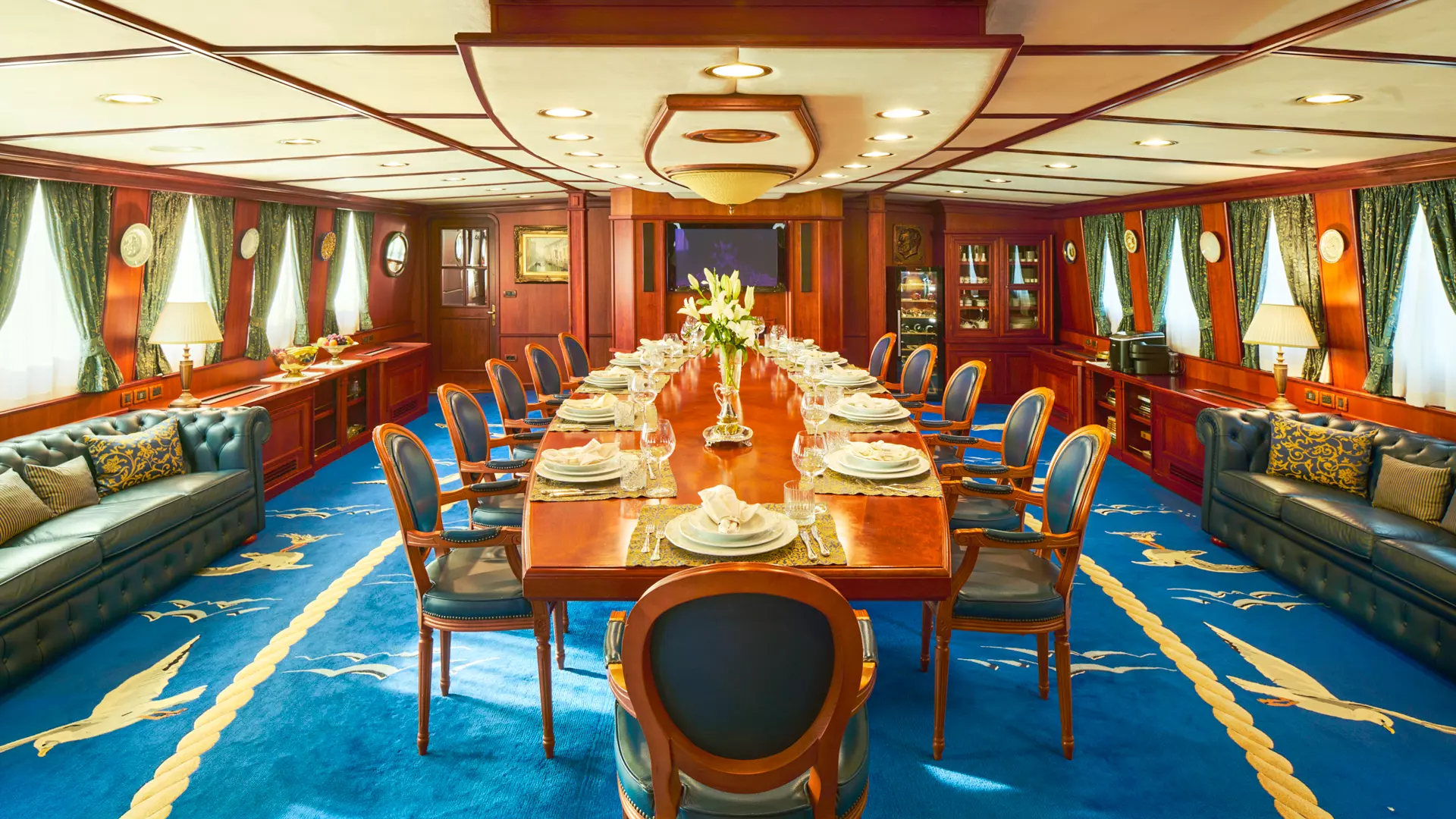 16-Seagull-II-dining-top-deck_ _.JPG