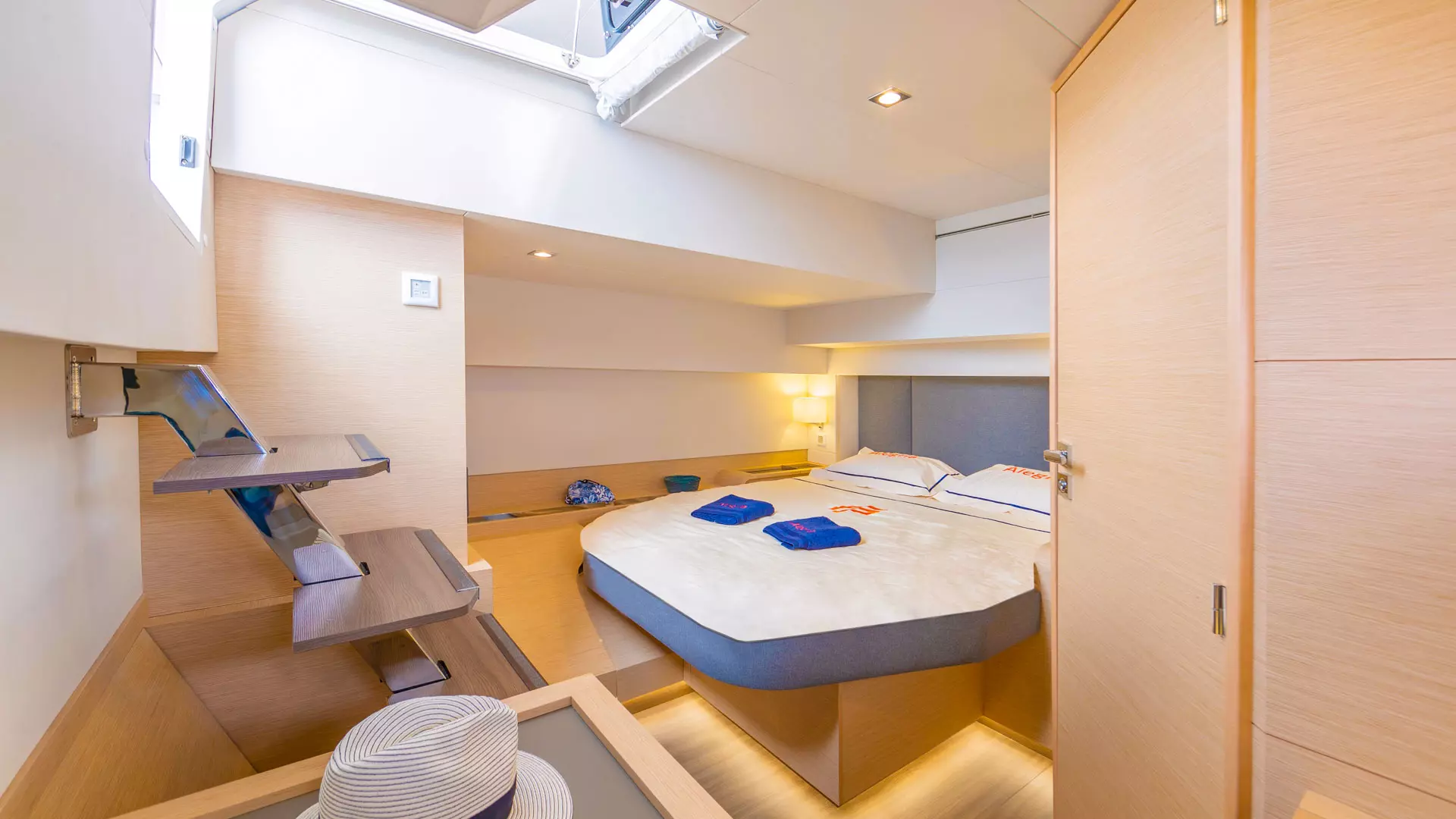 Cabin 4.jpg