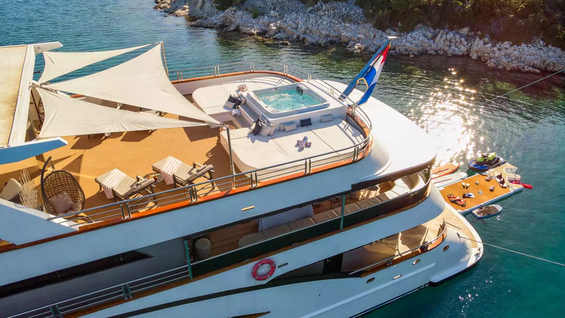 Cristal-side-view-decks.jpg