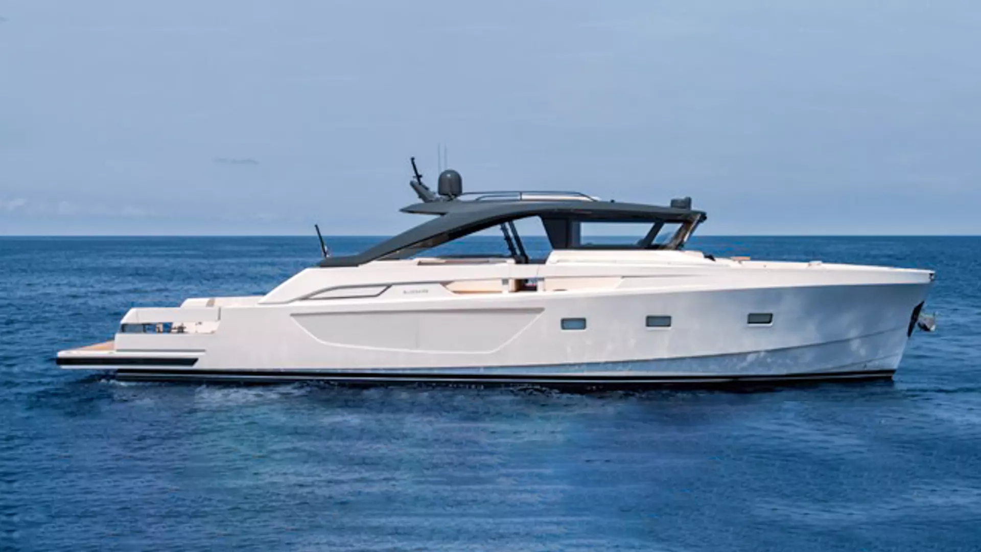 00-Bluegame-BG74-exterior_.jpg