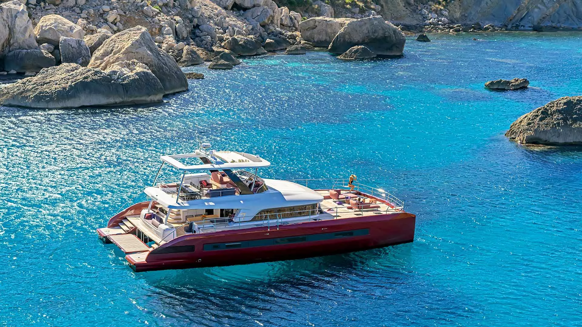 Power Catamarans: The Best of Both Worlds