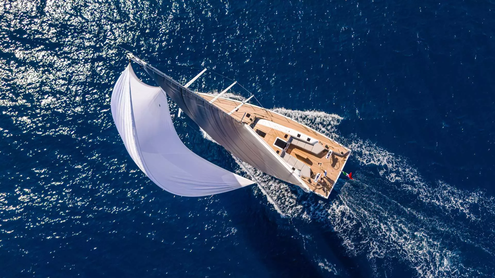 Grand Soleil 65 Long Cruise: The Perfect Combination of Style and Efficiency
