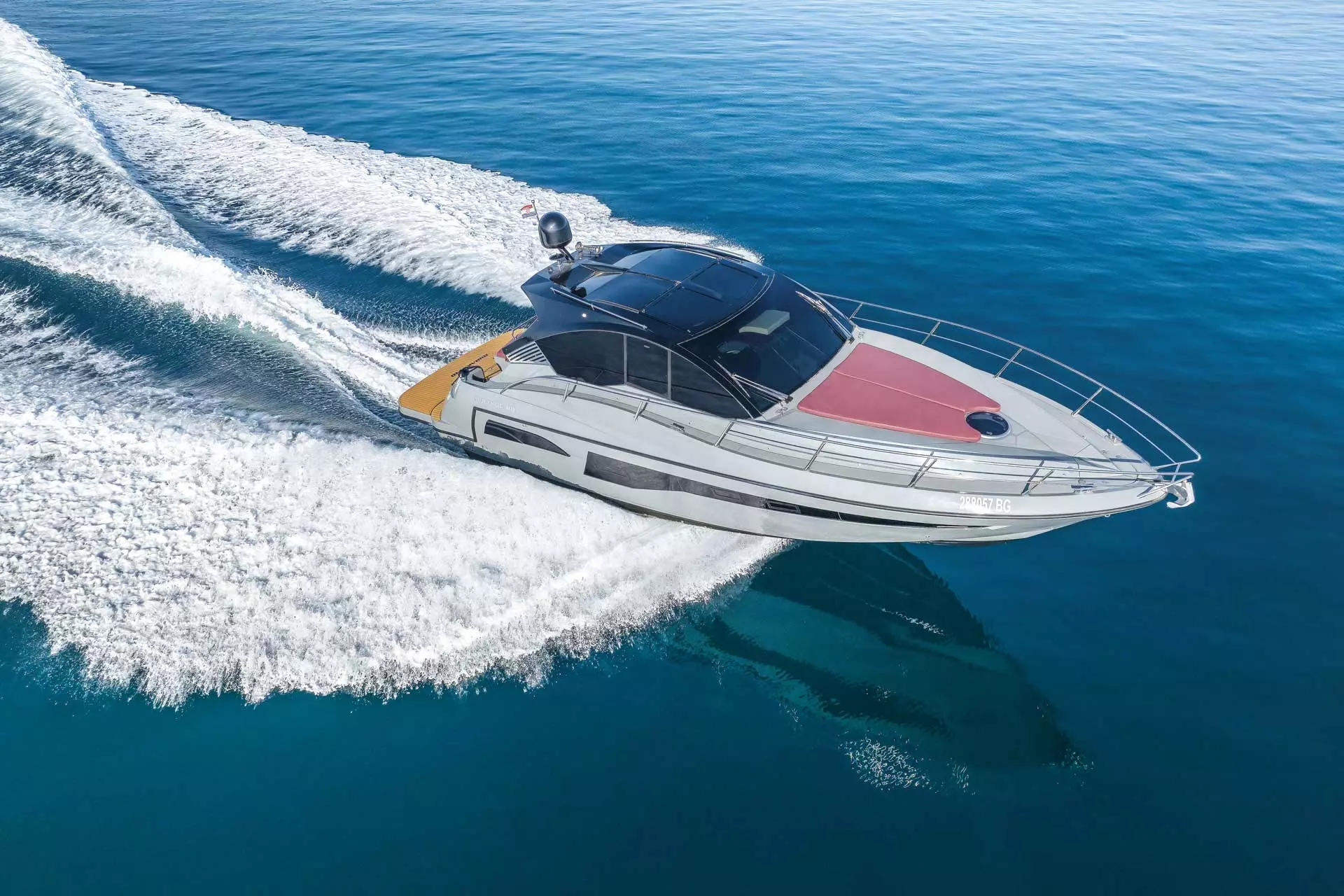 Mirakul 40 Review: A Mix of Classics, Comfort and Aggressive Performance