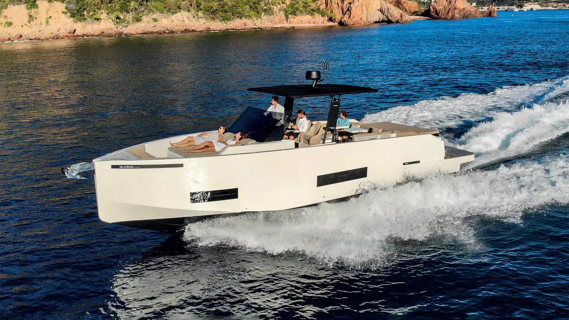 De Antonio 42 Open Review: Mediterranean Appeal