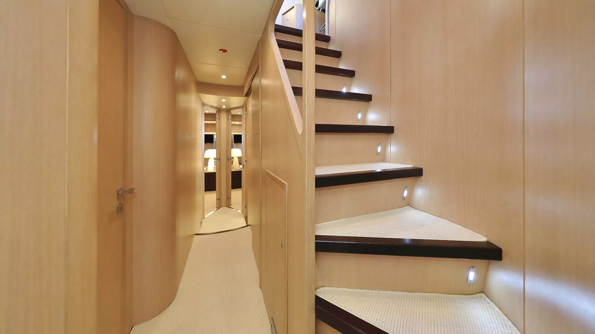 28--HOPE-inside-stairs.jpg