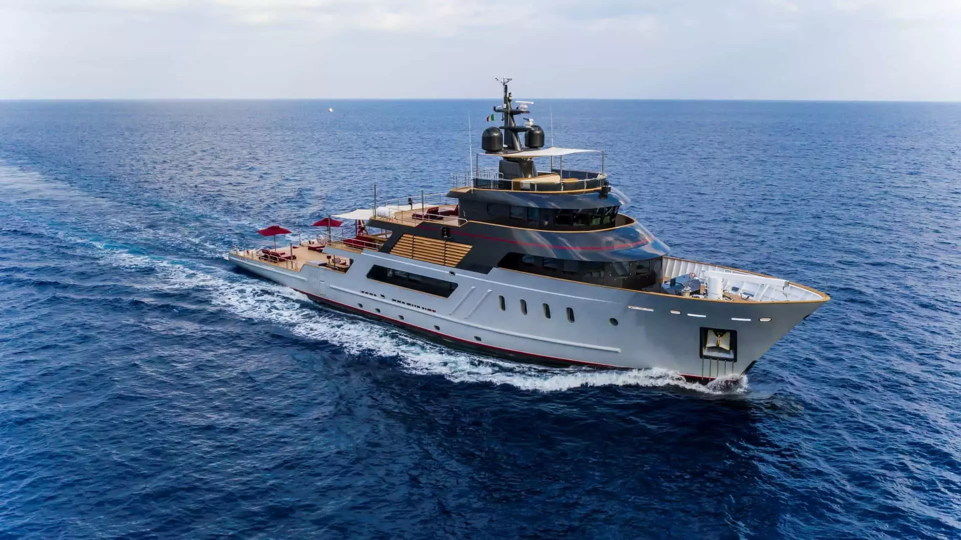 Masquenada 51m: A Perfect Refit in Record Time