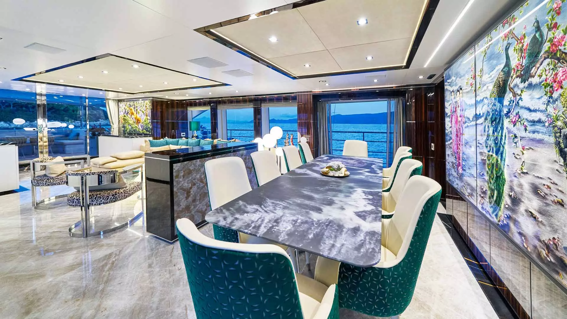 11-HAPPY-ME-main-deck-dining-table.jpg