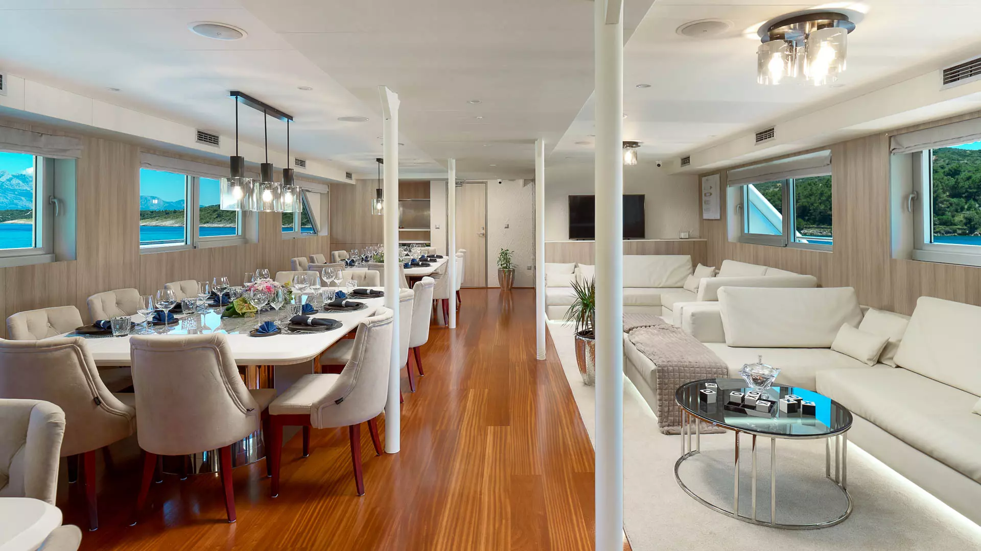 Cristal-interior-dining-and-lounge-area.jpg