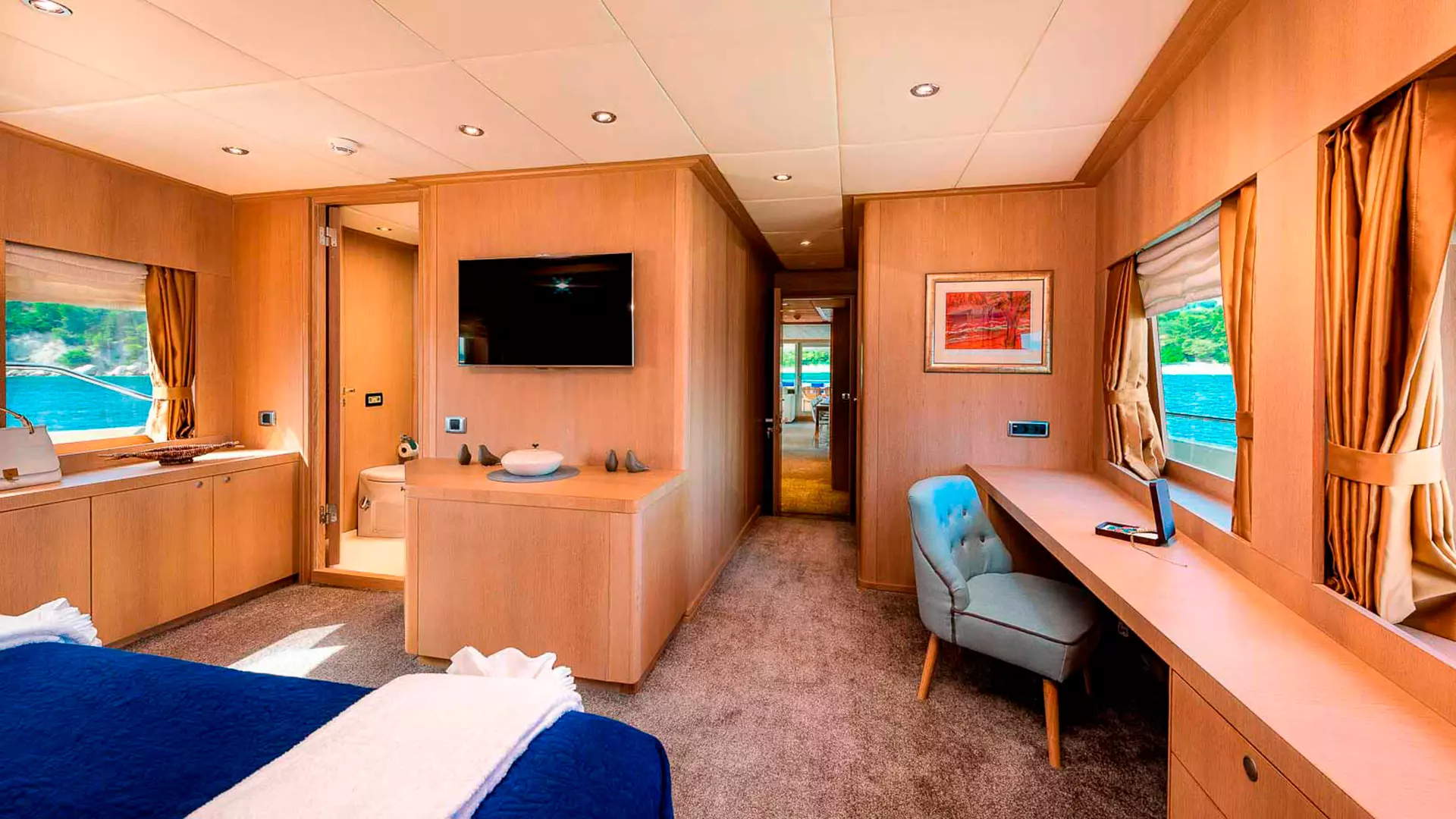 22-GRACE-Master-cabin-other-view.jpg