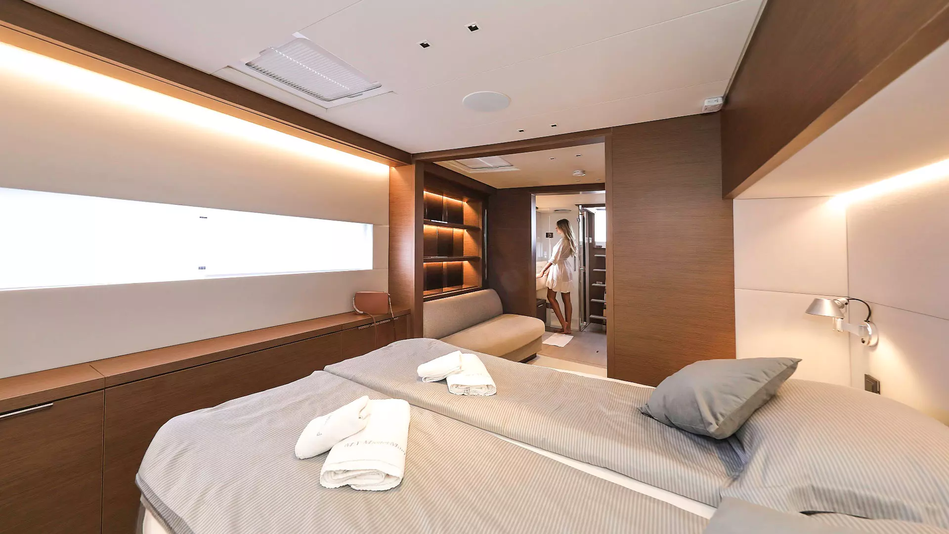 22-Lagoon-Sixty-7-Master-cabin-other-view _ _.JPG