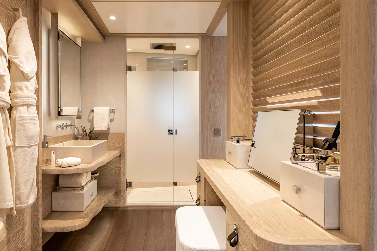29 CALYPSO_Master cabin bathroom4.jpg