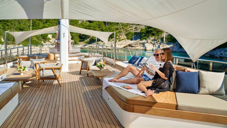 JEANNEAU YACHTS 60