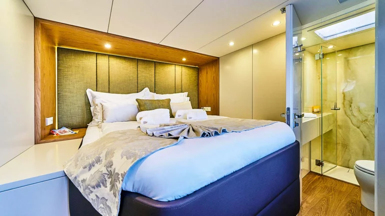 ACCOMODATION