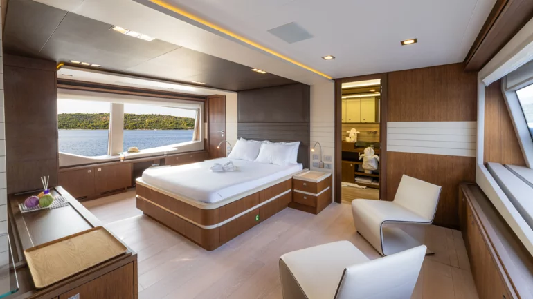 MASTER CABIN