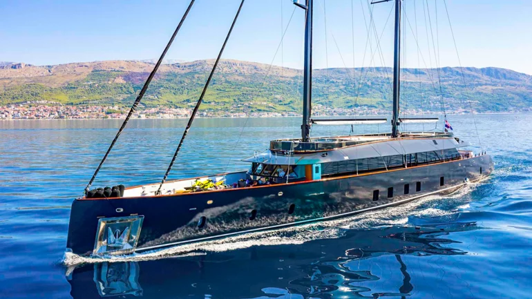 NEWER YACHT