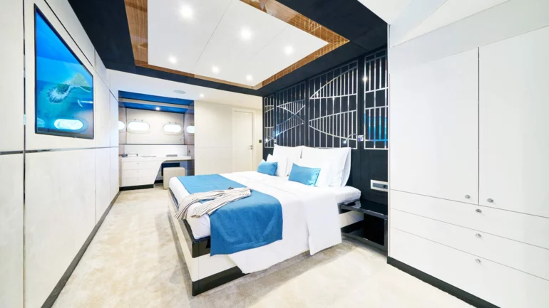 CABINS