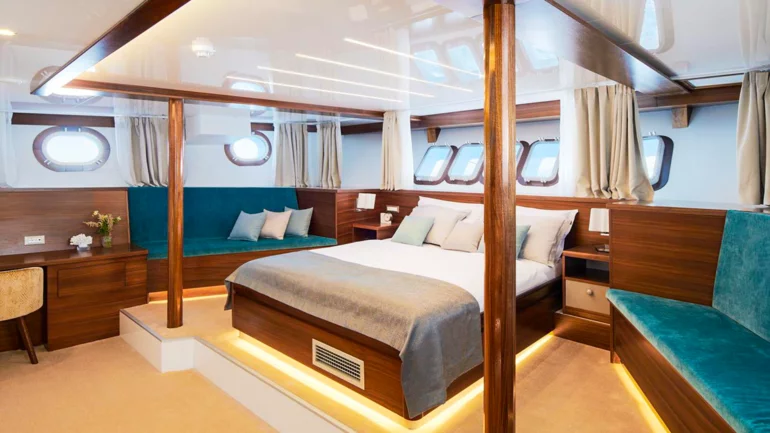 CABINS