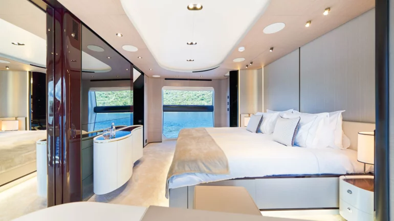 Master cabin side view