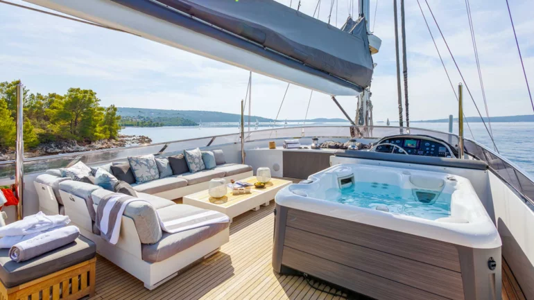 Yacht deck with jacuzzi