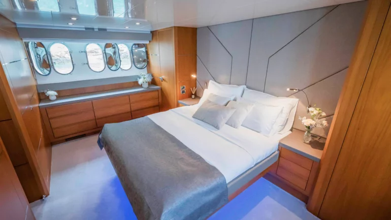 Master cabin of yacht