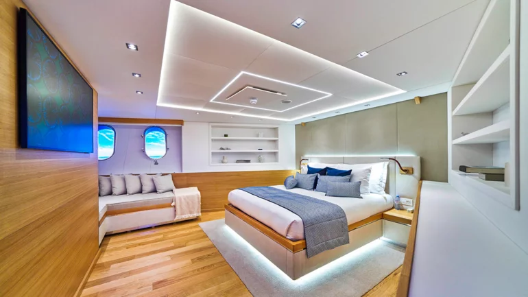 EN SUITE CABINS