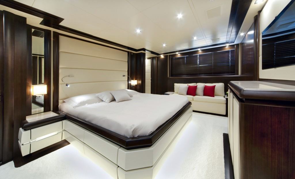 Filippetti Navetta 30 owners cabin