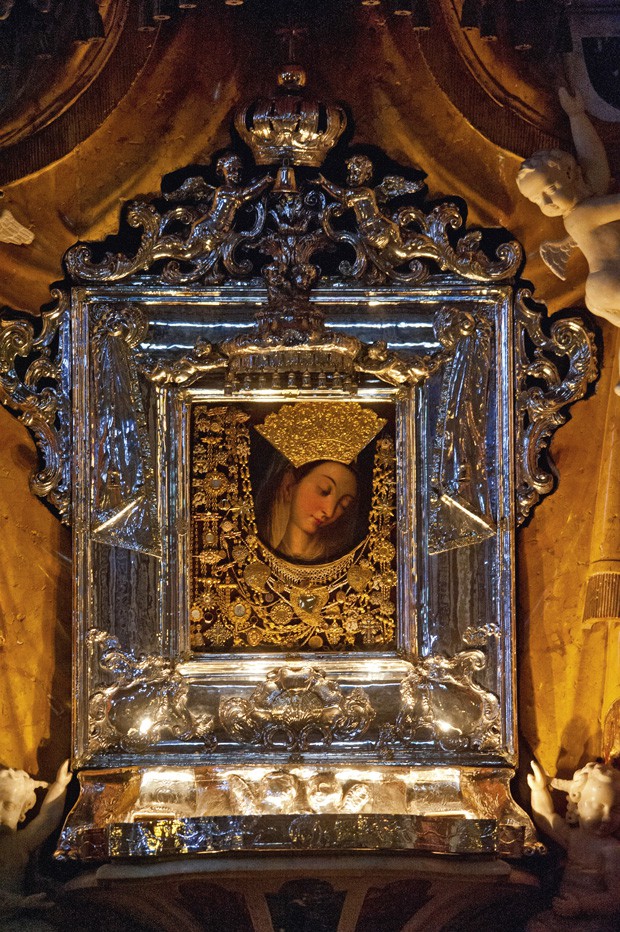 In honour and glory of our Blessed lady