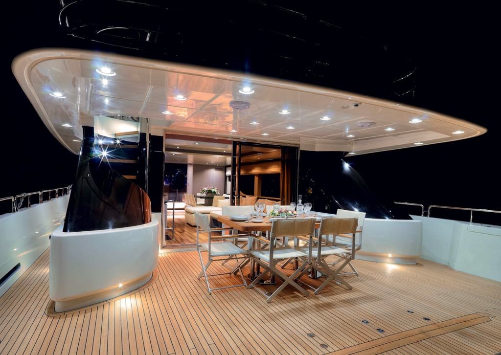 Oceanic Yachts 90 STS