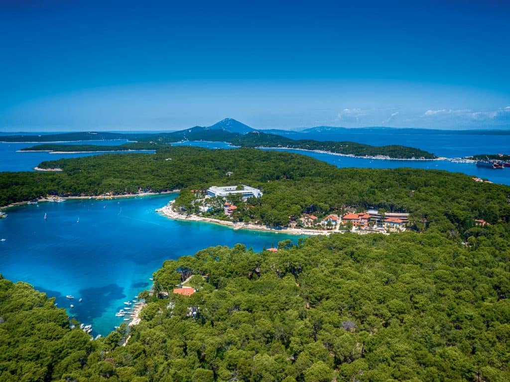 Čikat Bay