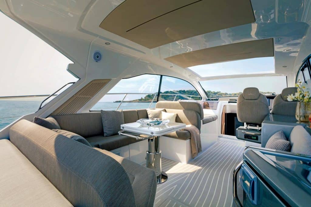 Azimut, Atlantis 51