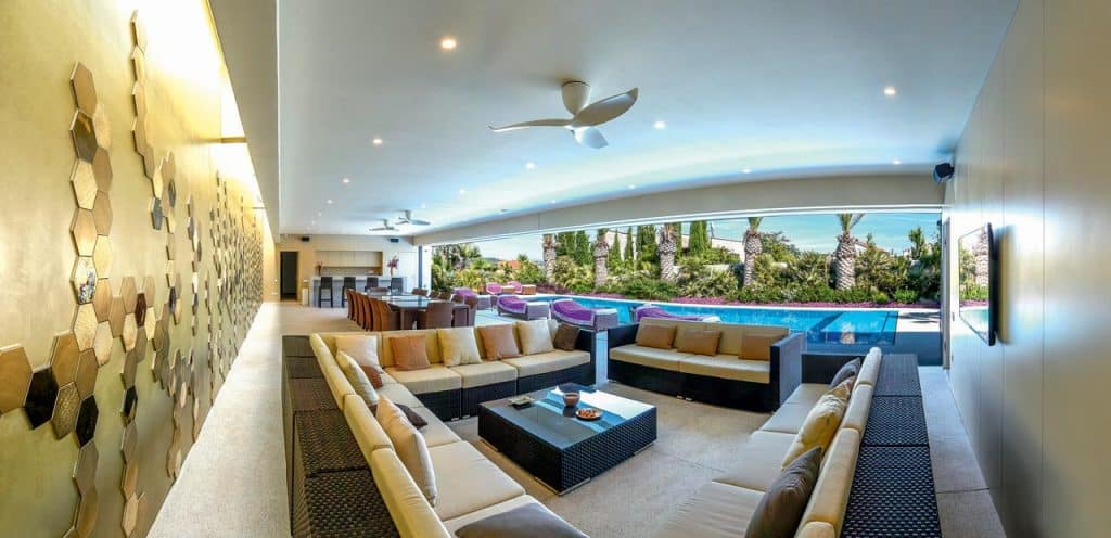 Sothebys, Villa Novitas