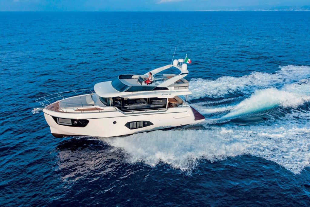 Absolute Navetta 48 motor yacht